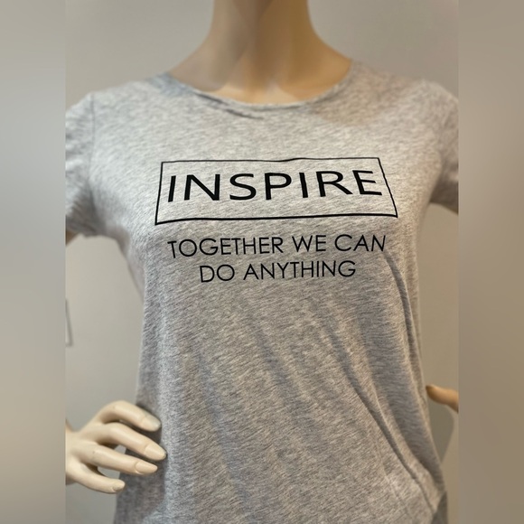 RW&CO - Camber & Grace T-Shirt Inspire Size Small - Picture 4 of 12